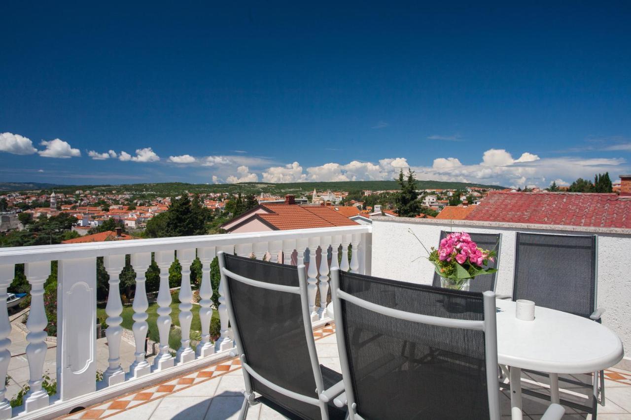 Apartments Dino Крк Экстерьер фото